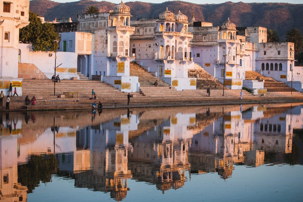 Gháty v Puškáru v Radžastánu v Indii