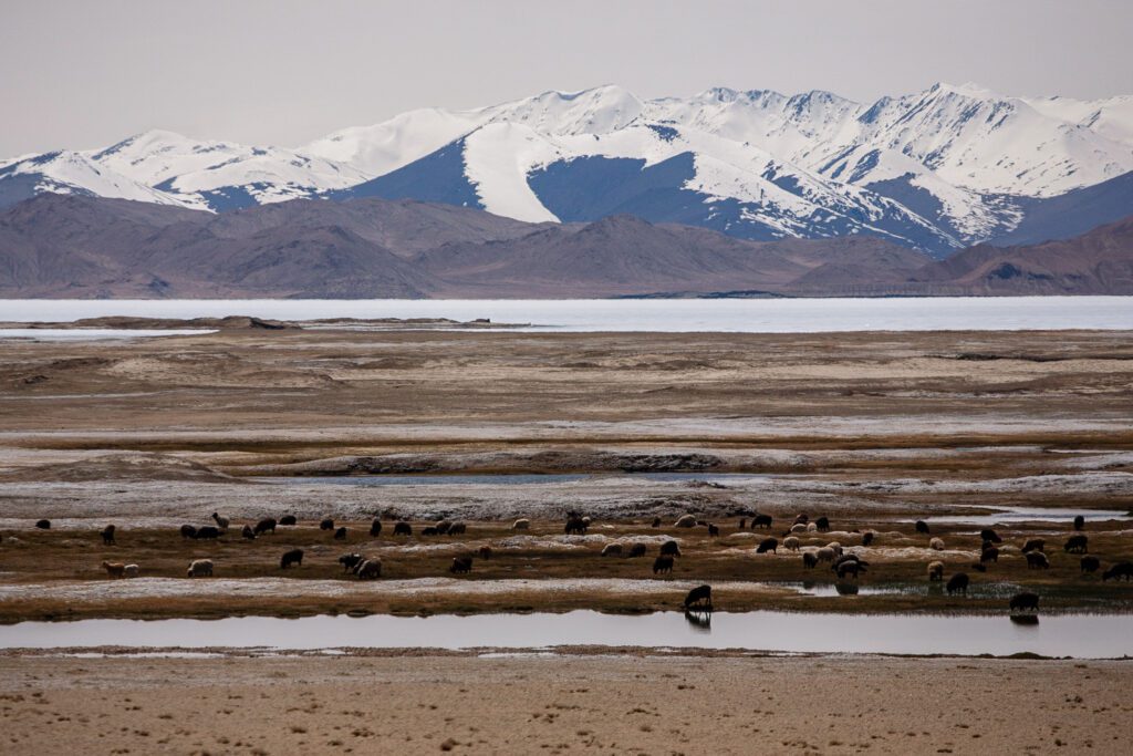 Horský hřeben mezi Tádžikistánem a Kyrgystánem