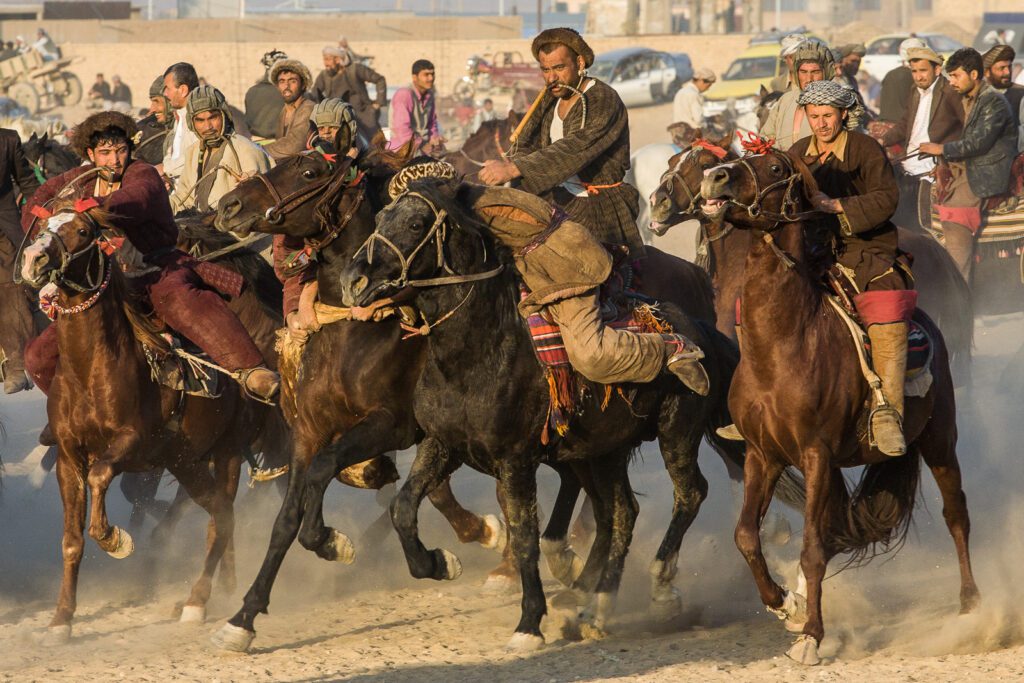 Buzkaši v Mazar-e Sharif