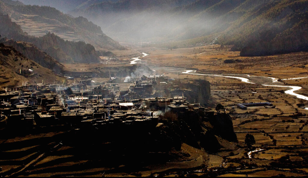 Manang - významná zastávka na cestě okolo Anapurny